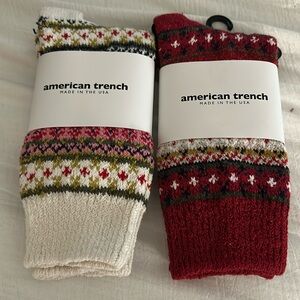 AMERICAN TRENCH BUNDLE TWO
Pairs of COTTON FAIR ISLE SOCK IN RED & WHITE, NWT